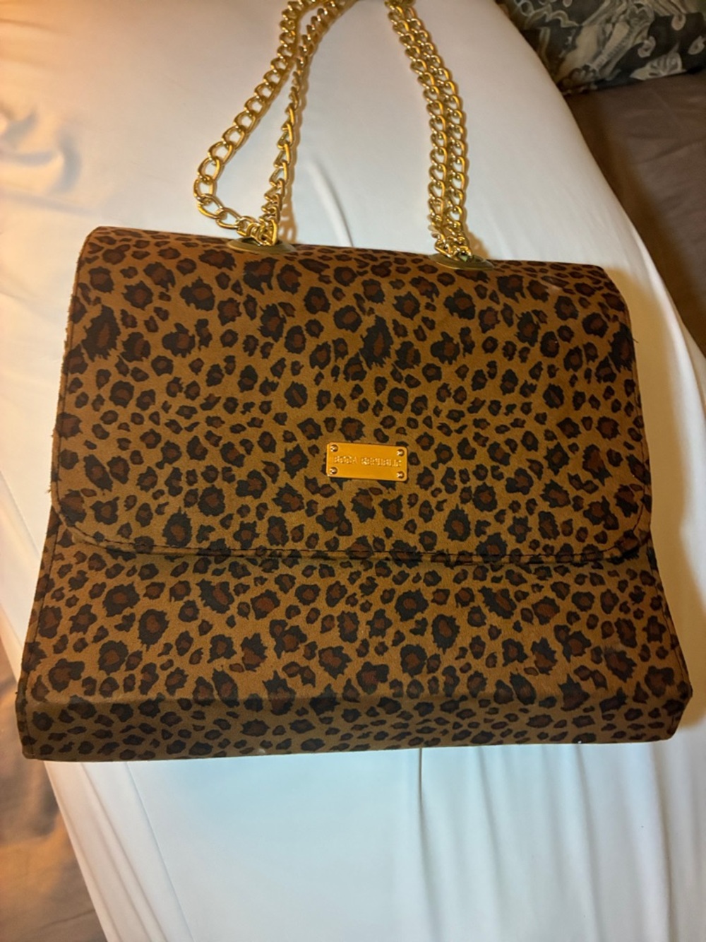 Leopard-Print Chain Shoulder Bag with Gold‎ Hardware